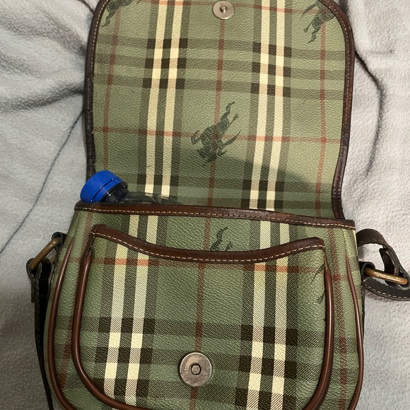 "Rare" Vintage Burberry Crossbody NovaCheck - Picture 14 of 16